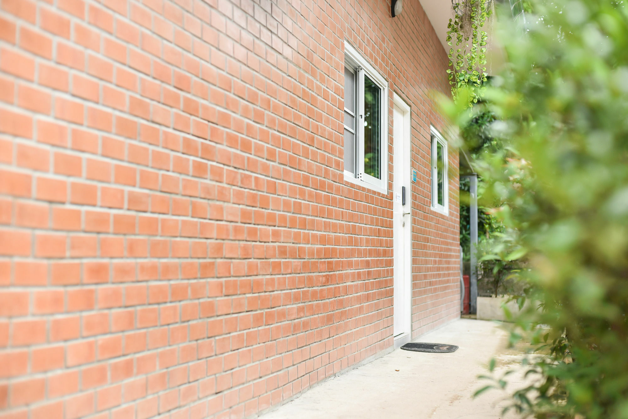Hotel The Garage Chiang Rai Exterior foto